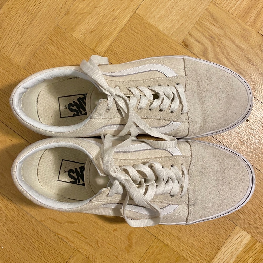 Old Skool Vans Cream - Women’s Size 8